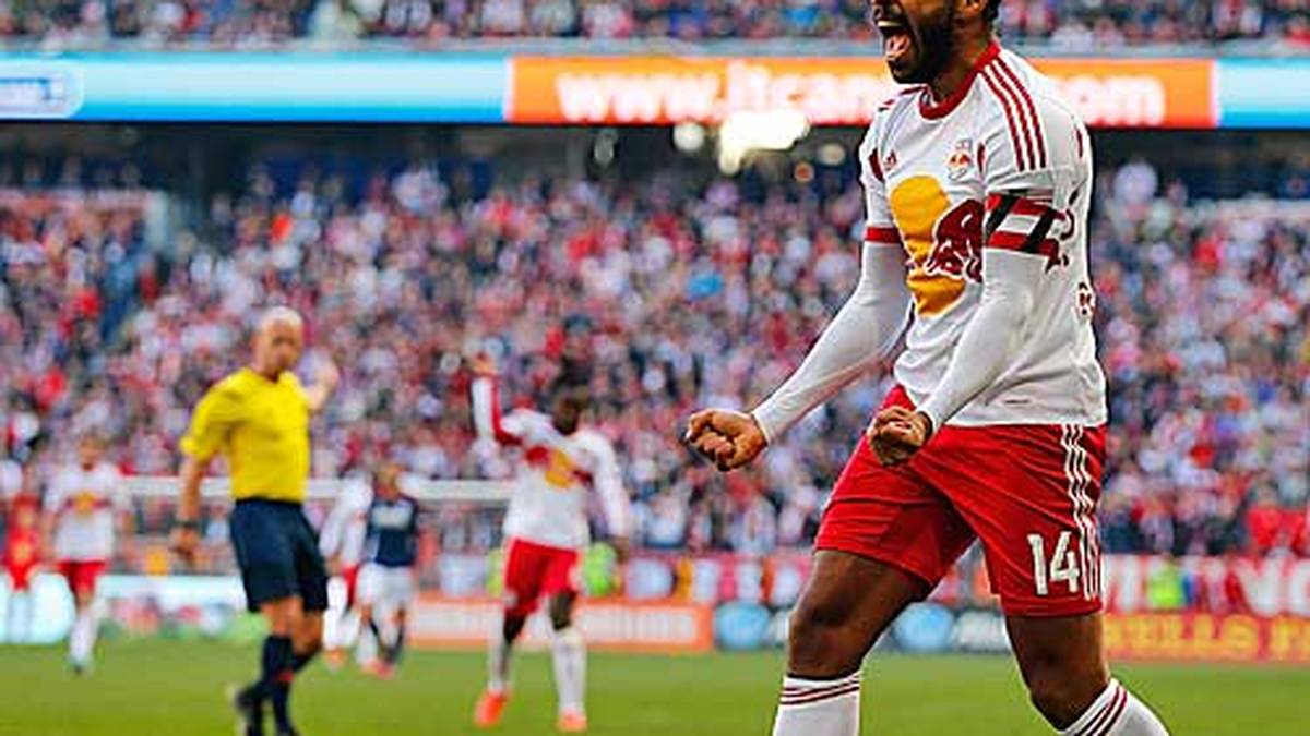 2010 wechselt er noch in die MLS und spielt bis zu seinem Karriereende bei den New York Red Bulls. Für New York trifft er in 122 Ligaspielen noch 51 Mal