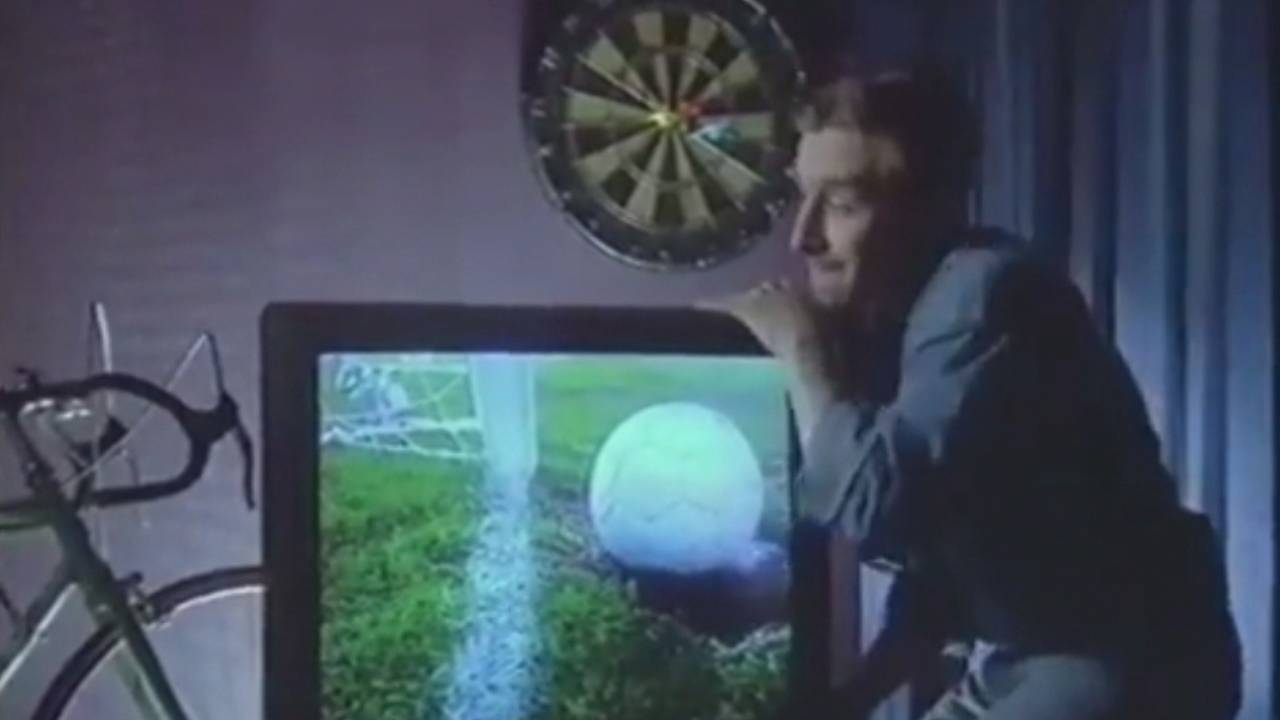 30 Jahre MITTENDRIN: DSF - legendäre TV-Werbung und Programmtrailer