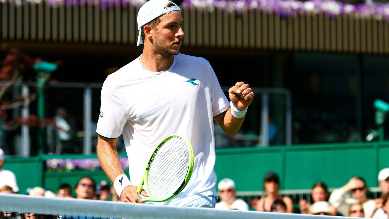„Dreckiger Sieg“: Struff erreicht Runde zwei