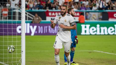 Karim Benzema brachte Real Madrid gegen den AC Mailand früh in Führung