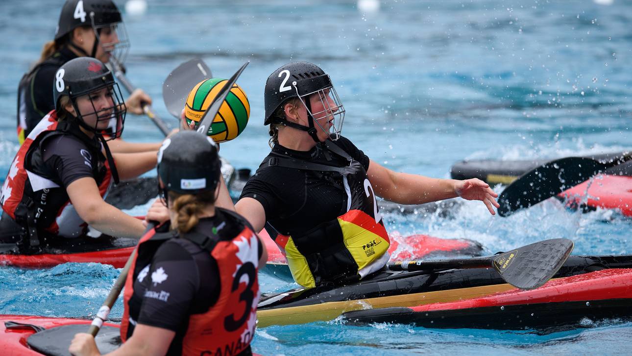 Doppel-Gold im Kanupolo