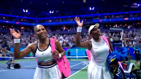Serena und Venus Williams haben bei den US Open ihr lang ersehntes Comeback gefeiert. Das Geschiwster-Duo unterliegt zwar in Runde 1 den Australierinnen Maya Joint und Chan Hao-Ching, wird im Arthur Ashe Stadium aber trotzdem gefeiert.