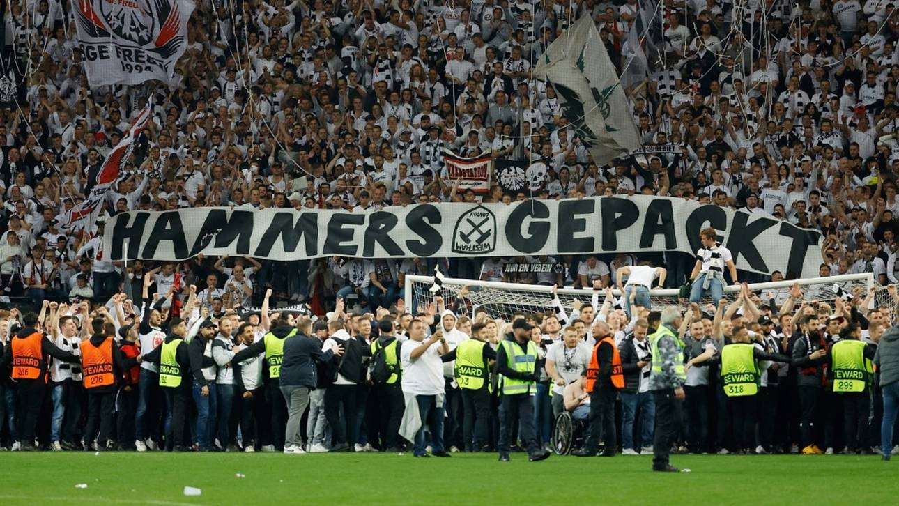 Frankfurt für Platzsturm bestraft