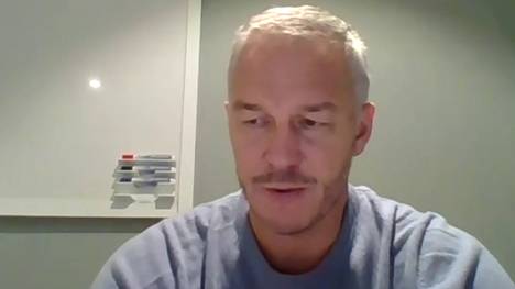 Der ehemalige Abwehrspieler des FC Bayern München hat sich klar zum Thema Corona-Impfung positioniert und über die Fälle beim FCB gesprochen.