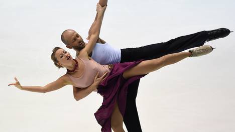 Nelli Zhiganshina and Alexander Gazsi beim Eiskunstlauf