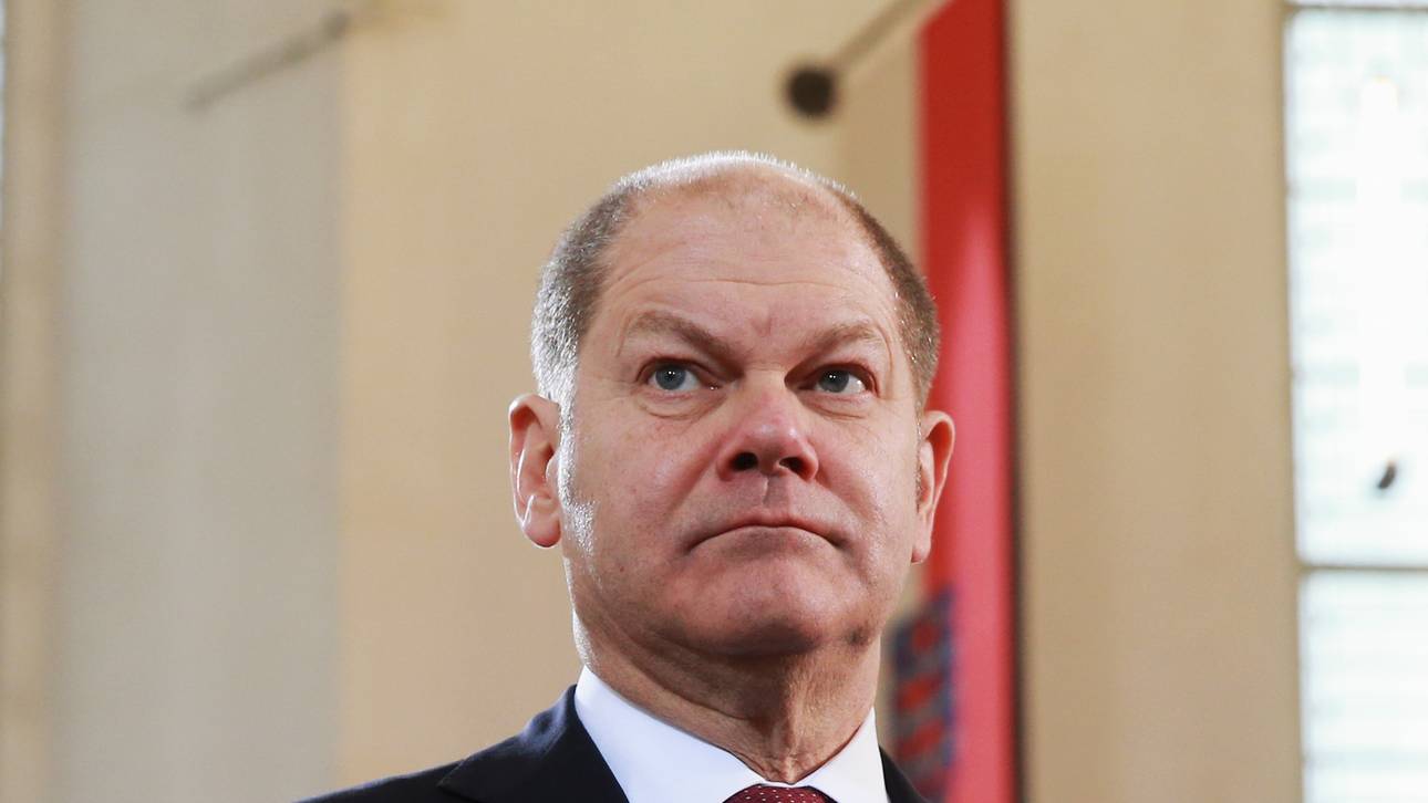 Scholz besucht auch St. Pauli