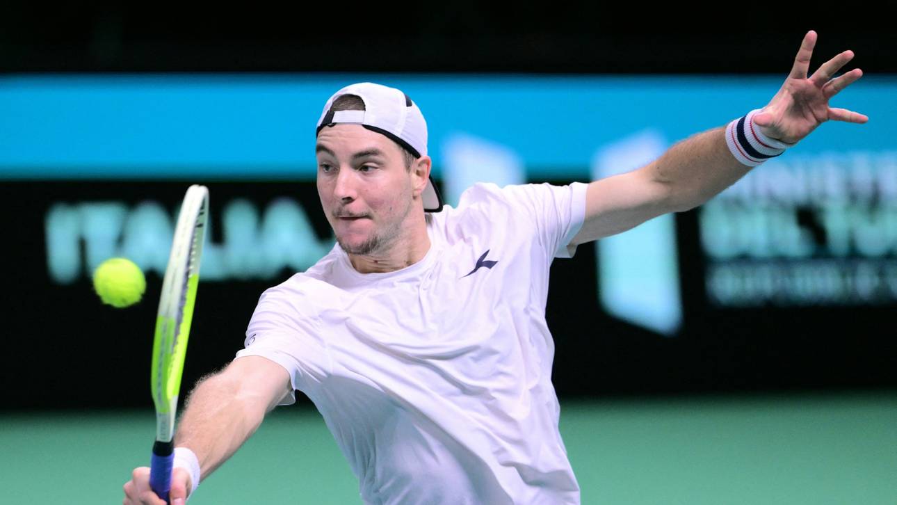 Struff scheitert nach spätem Einbruch