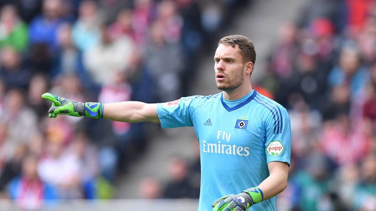 1.FC NÜRNBERG - ZUGÄNGE: Christian Mathenia (Hamburger SV/500.000), Robert Bauer (Werder Bremen/Leihgebühr 200.000), Yuya Kubo (KAA Gent/für ein Jahr ausgeliehen plus Kaufoption), Virgil Misidjan (Ludogorets Razgrad), Kevin Goden (1. FC Köln U19/ablösefrei), Törles Knöll (Hamburger SV Reserve/ablösefrei), Patric Klandt (SC Freiburg/ablösefrei), Timothy Tillman (Bayern München/Leihe), Matheus Pereira (Sporting Lissabon/Leihe)