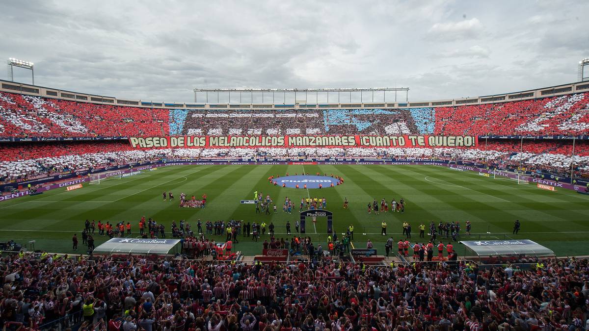 Das Estadio Vicente Calderón war vor dem Umzug ins Wanda Metropolitano bis 2017 die Heimat von Atlético Madrid. Calderón war ehemaliger Präsident von Atlético