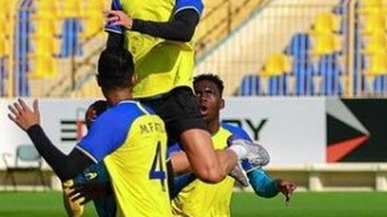 Ronaldo fliegt, die Mitspieler staunen