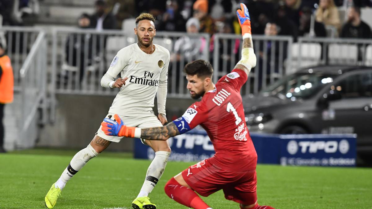 PLATZ 3 - NEYMAR (Paris Saint-Germain): 16 Tore - 11 (Ligue 1) + 5 (Champions League)