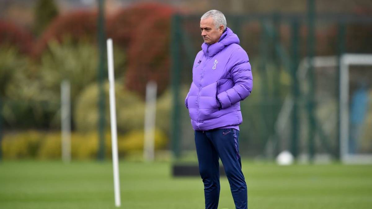 Jose Mourinho ist Cheftrainer der Tottenham Hotspur