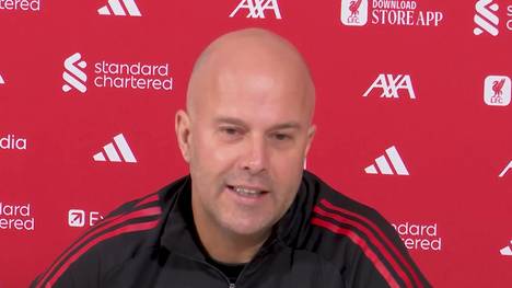 Trotz seines umstrittenen Interviews könnte Mo Salah weiterhin eine Zukunft bei den Reds haben, laut Trainer Arne Slot.