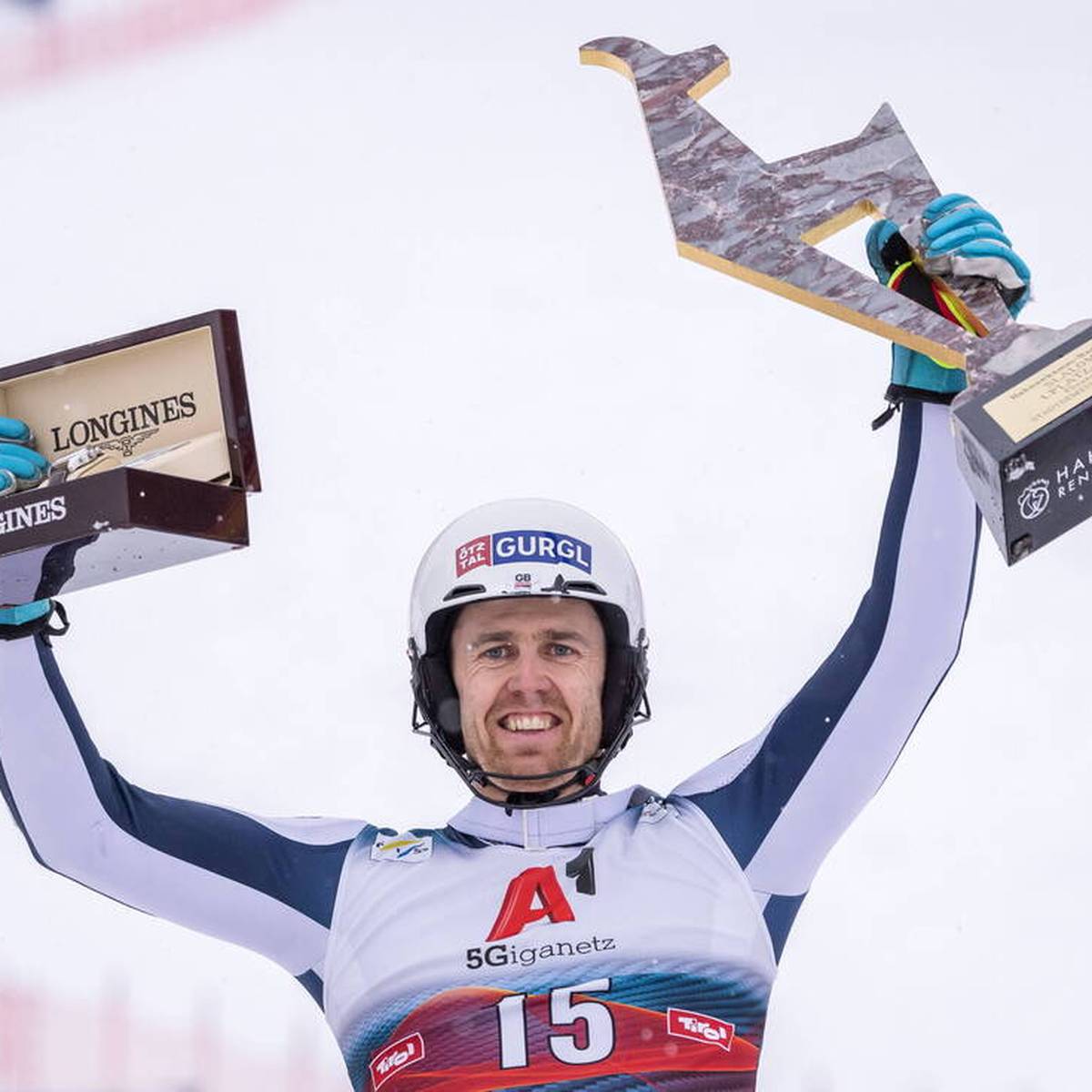 Im Januar gelingt Dave Ryding ein historischer Erfolg im alpinen Ski-Zirkus. Ein halbes Jahr später müssen er und seine Teamkollegen um ihre sportliche Zukunft bangen.