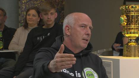 Mario Basler analysiert im Fantalk das 1:0 von Villareal gegen den FC Bayern. Ein "billiges Tor", wegen dem Neuer in der Kabine wohl lauter werden wird.