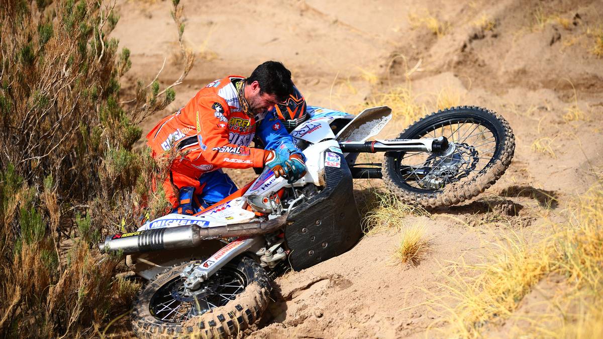 Kevin Echeveste kommt vom Weg ab