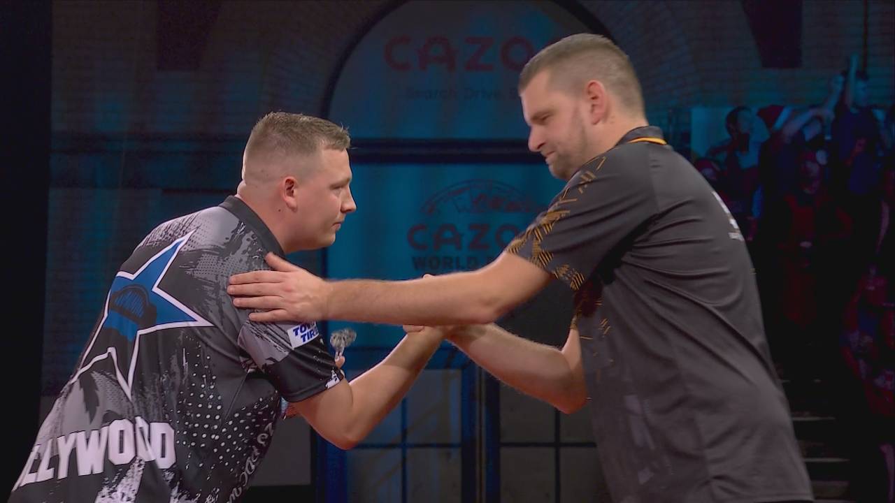 Darts WM 2023: Chris Dobey schlägt Martijn Kleermaker mit 3:0