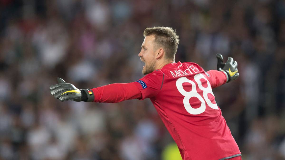 BANK: Simon Mignolet (FC Brügge/Belgien), Gesamtwert 82