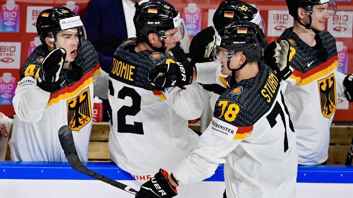 DEB-Team stürmt ins WM-Halbfinale und löst Olympia-Ticket