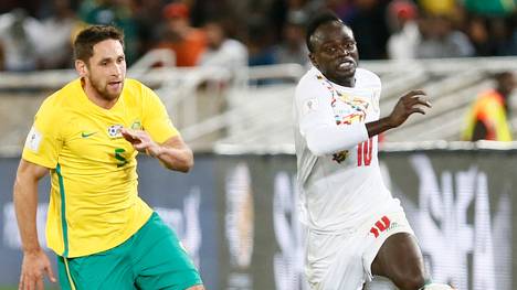 Das senegalesische Team um Liverpool-Star Sadio Mane (r.) ist nach 2002 zum zweiten Mal bei einer Weltmeisterschaft dabei