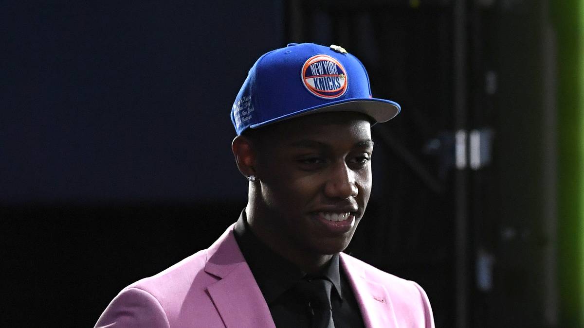 3 - RJ BARRETT (SG/New York Knicks/Duke): Der junge Kanadier kann für sich und seine Mitspieler kreieren. Er hat ein gutes Gespür für das Spiel und wuchs auch bei Duke zum Anführer. Muss an seiner Wurfauswahl und seiner Freiwurfquote arbeiten. NBA-Vergleich: Andrew Wiggins, Tracy McGrady