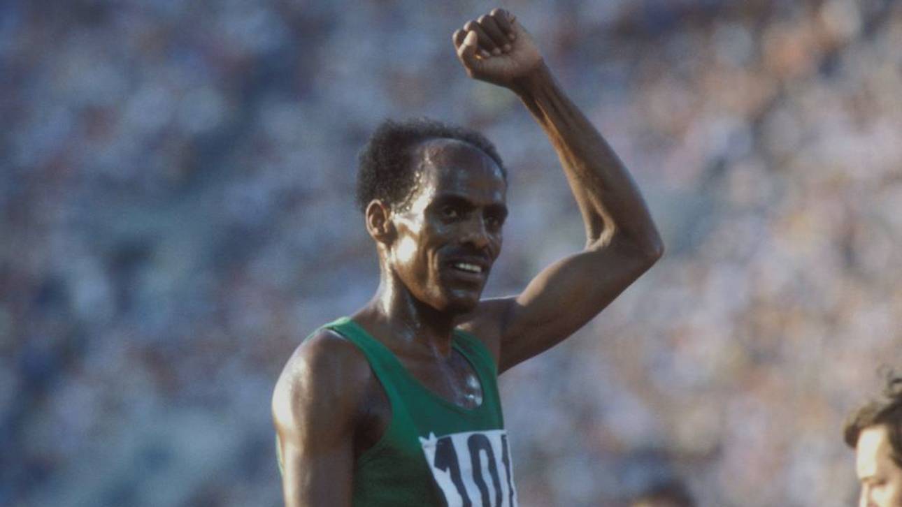 Miruts Yifter nach dem 5.000-Meter-Lauf in Moskau 1980