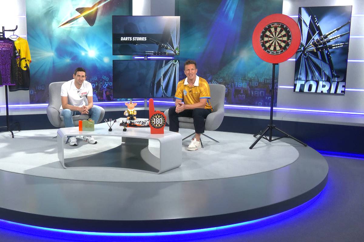 Basti Schwele und Robert Marijanovic präsentieren die Darts Stories von Peter Wright.