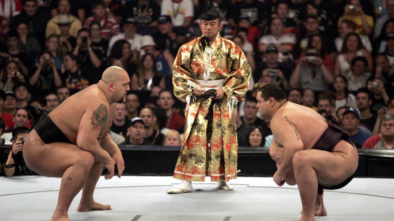 Akebono trat einst bei Wrestlemania gegen Wrestler Big Show an
