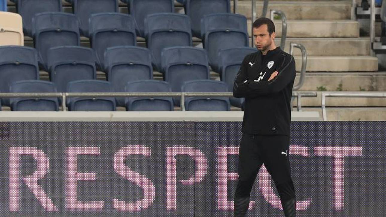 Ex-Star flüchtet nach Corona-Befund