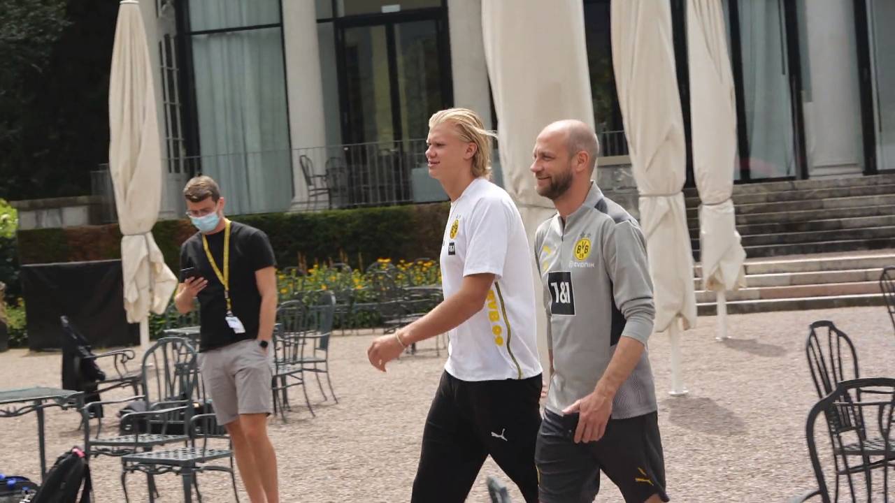 BVB-Einstand: Diesen Song sang Malen