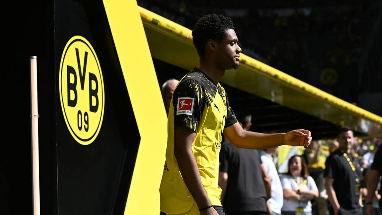 Julian Duranville absolvierte nach einer Schulterverletzung wieder Teile des Mannschaftstrainings 