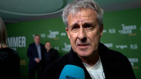 Lothar Matthäus und Pierre Littbarski, zwei der deutschen Weltmeister von 1990, schätzen die Chancen des DFB-Teams bei der WM 2026 ein. Littbarski äußert sich zudem zu den WM-Chancen zu Lennart Karl und Leroy Sané.