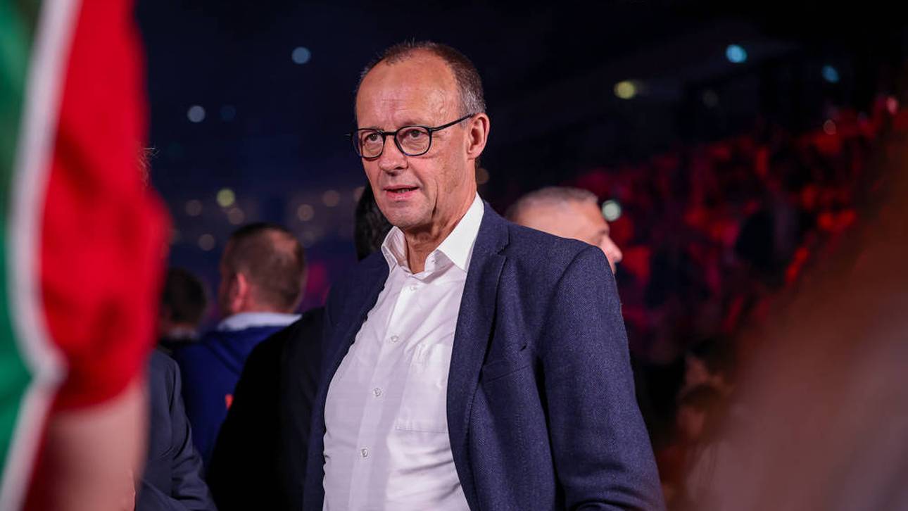 Bundeskanzler Friedrich Merz war beim Finale der Handball-EM