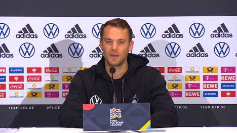 Im letzten Spiel der Ukraine saß der 45-Jährige Torwarttrainer als Ersatzmann mit auf der Bank. Manuel Neuer äußert sich zu diesem besonderen Vorkomniss.