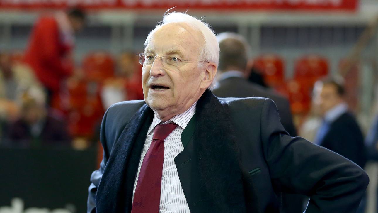 FCB: Stoiber einstimmig wiedergewählt