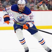 Eishockey-Star Leon Draisaitl und die Edmonton Oilers haben in der nordamerikanischen Profiliga NHL ihren dritten Sieg in Folge gefeiert.