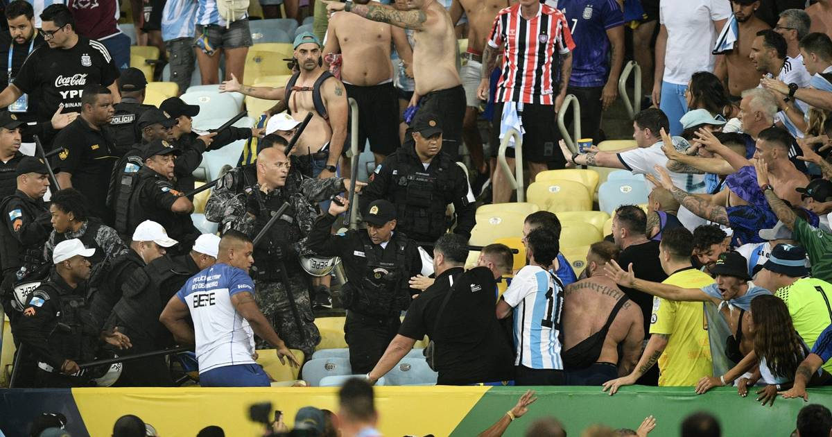 Feroces disturbios eclipsan la victoria de Argentina en el Super Clásico