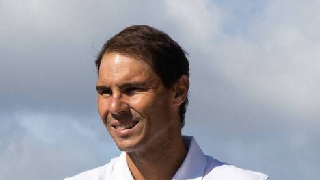 Bei den French Open kürt sich Rafael Nadal zum 14. Mal zum König von Paris. Nur wenige Tage später sorgen neue Bilder des Spaniers für Sorgenfalten bei seinen Fans.