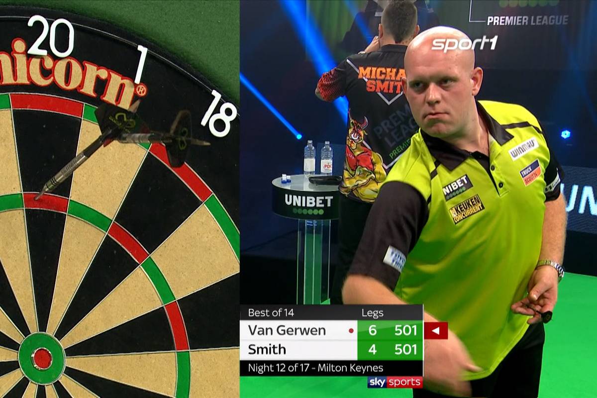 Hat Michael van Gerwen ein Materialproblem? Beim Premier League-Duell gegen Michael Smith muss er zwei Robin Hoods hinnehmen, zweimal prallt der Darts ab.