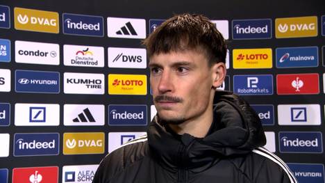 Robin Koch reagiert nach der 3:1-Pleite gegen Bayer Leverkusen auf die Kritik an seiner Mannschaft und ordnet die strittige Elfmeter-Szene ein.