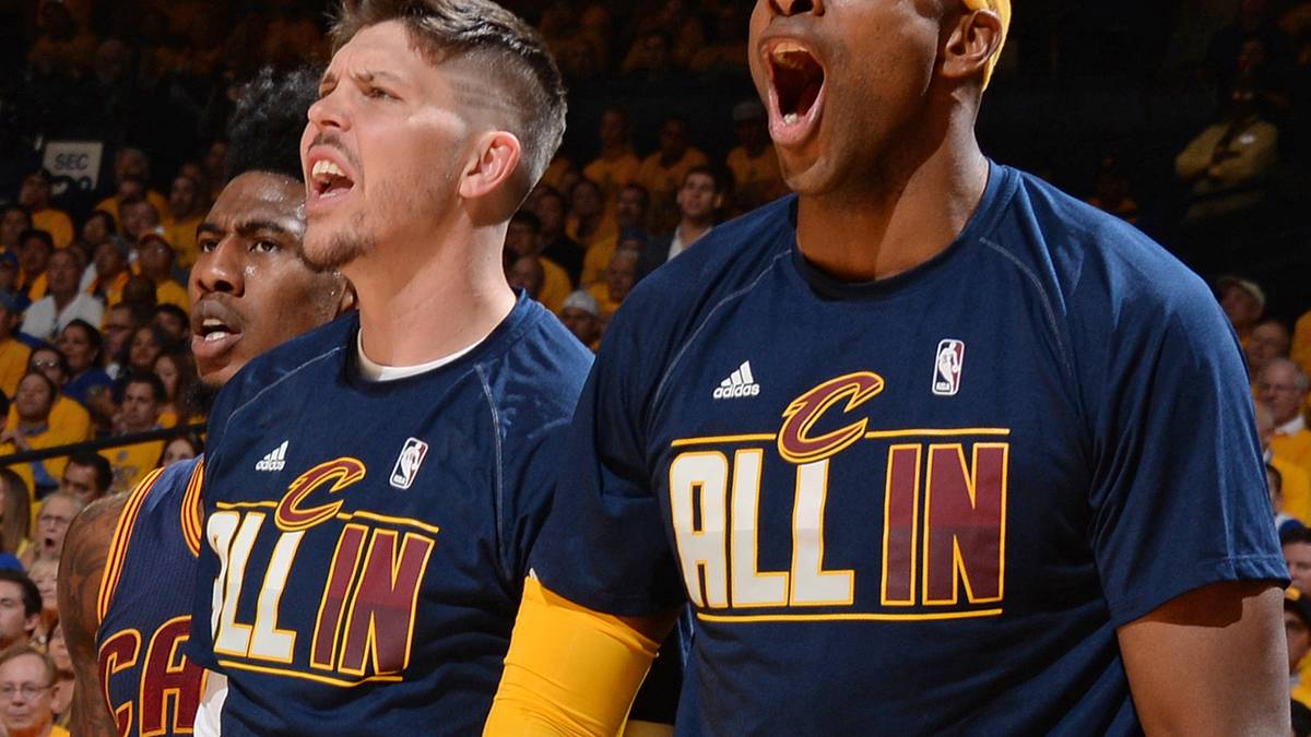 Eine große Zukunft werden aber beide bei den Blazers nicht mehr haben. Haywood soll gleich wieder entlassen und Miller aus seinem Vertrag herausgekauft werden. Dafür erhält Portland zwei Zweitrunden-Draftpicks von den Cavs. Miller hat inzwischen bei Denver ein neues Zuhause gefunden