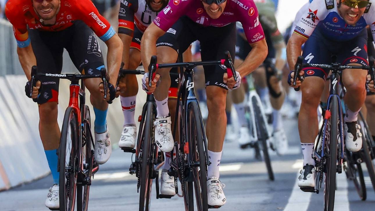 Bauhaus gewinnt erste Etappe