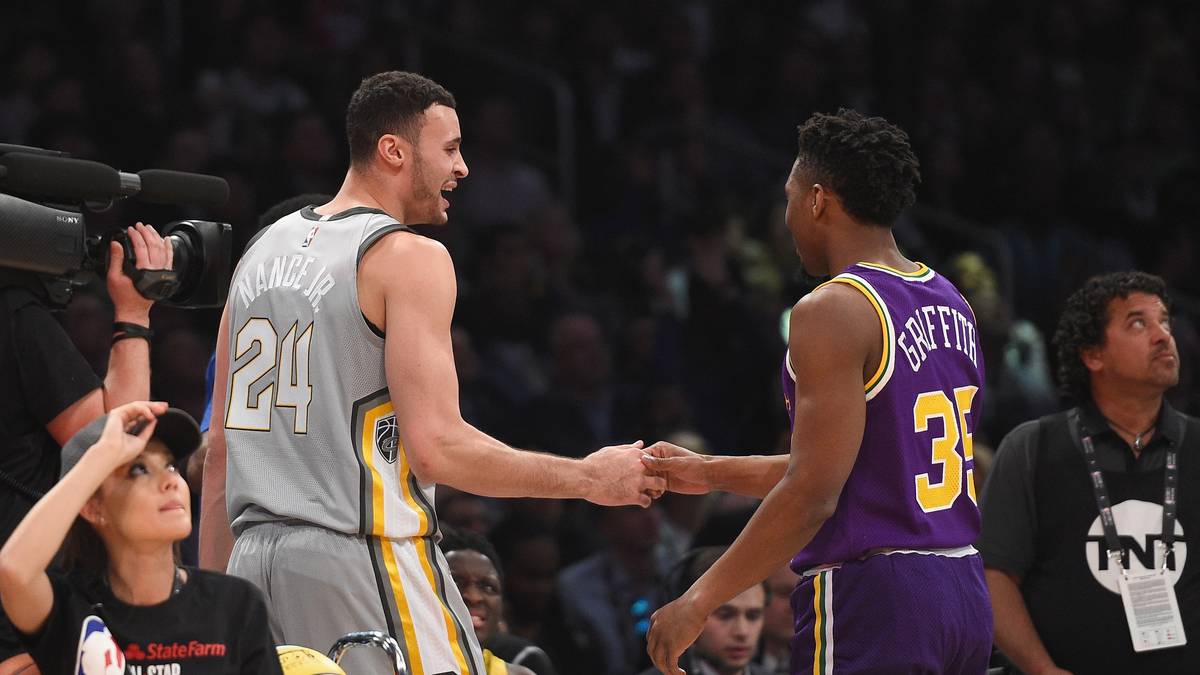 Zum Sieg gegen Mitchell reichte es trotzdem nicht, da sein weiterer Windmill-Dunk im Finale nur 44 Punkte erhielt. Denn Mitchell überzeugte im Finale mit einer weiteren Imitation. Doch der Reihe nach