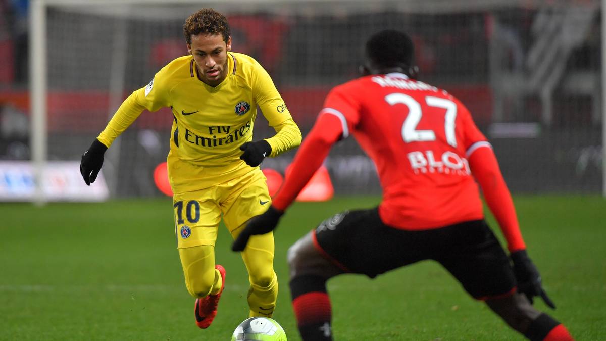 PLATZ 1: NEYMAR (Paris Saint-Germain), neun