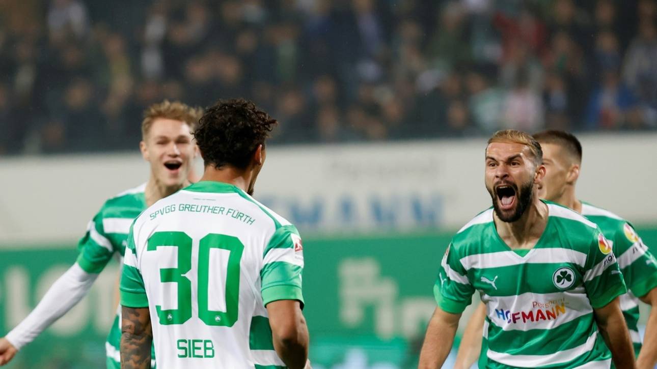 Pleite in Fürth: HSV verpasst Sprung an die Spitze