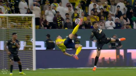 Er kann's immer noch! Cristiano Ronaldo gelang am Sonntag beim 4:1-Sieg von Al-Nassr ein mehr als sehenswerter Fallrückzieher aus rund elf Metern. 