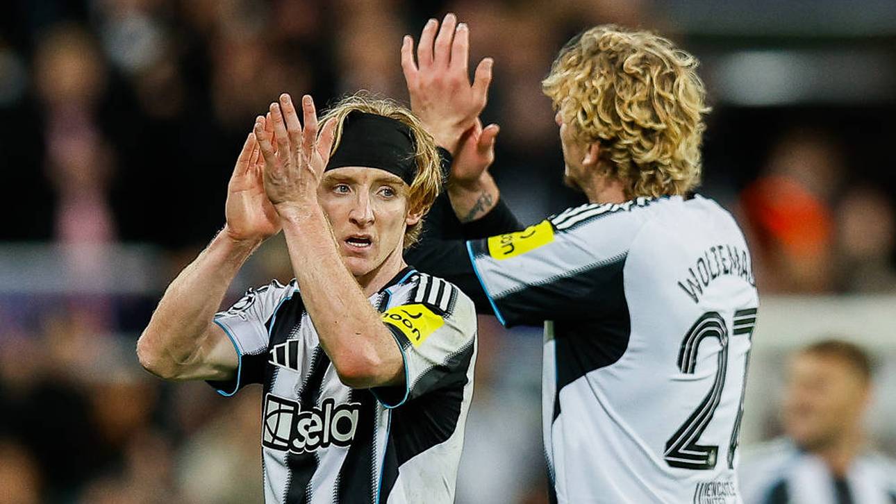 Anthony Gordon (l.) spielt bei Newcastle zusammen mit Nick Woltemade