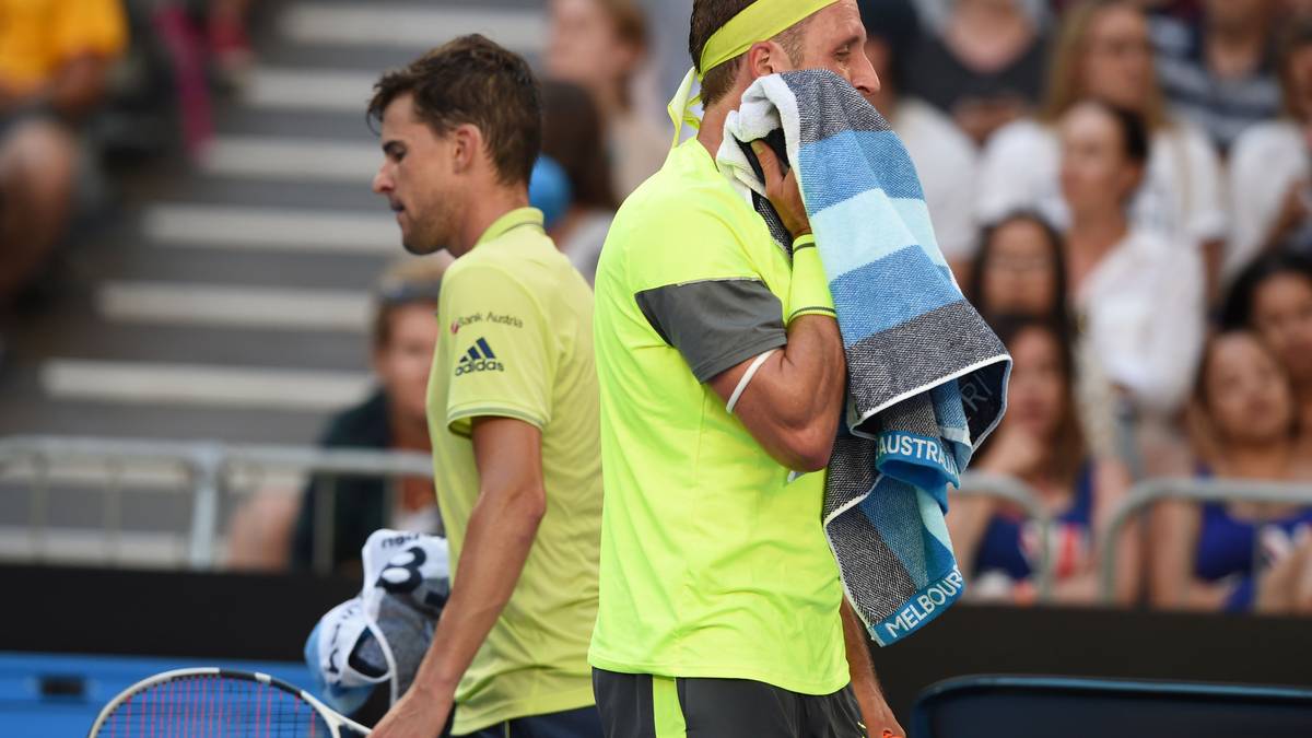 In der Runde der letzten 16 waren die Rollen dann klar verteilt: Für den Österreicher Dominic Thiem, Nummer fünf der Welt und einer der Geheimfavoriten auf den Titel in Melbourne, hätte das Duell mit No-Name Sandgren nur eine Pflichtaufgabe sein sollen