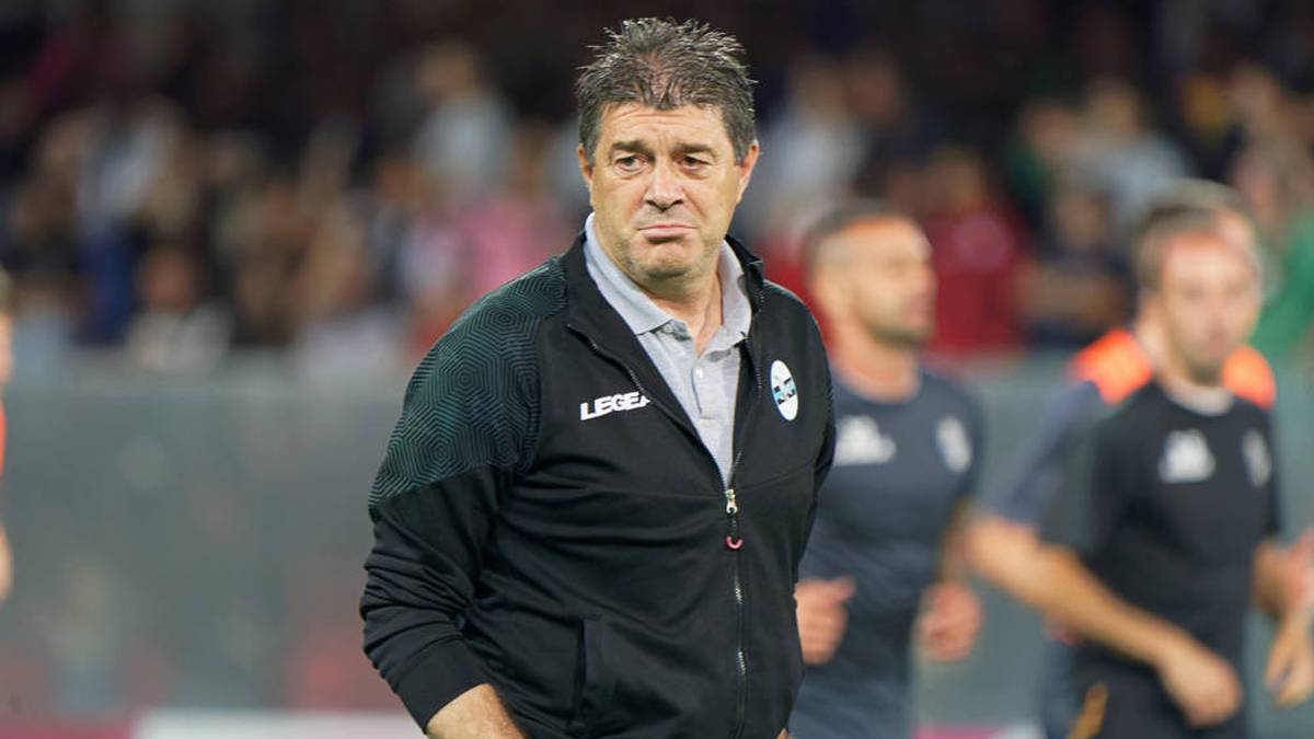Calcio Lecco um Trainer Luciano Foschi ist eigentlich in die Serie B aufgestiegen