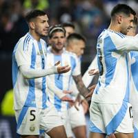 Lockerer Sieg für Weltmeister Argentinien